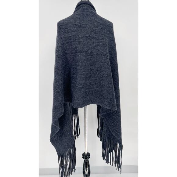 Anthropologie Scarf Womens One Size Large Gray Cozy Soft Fringe 90" x 28" - Picture 8 of 9